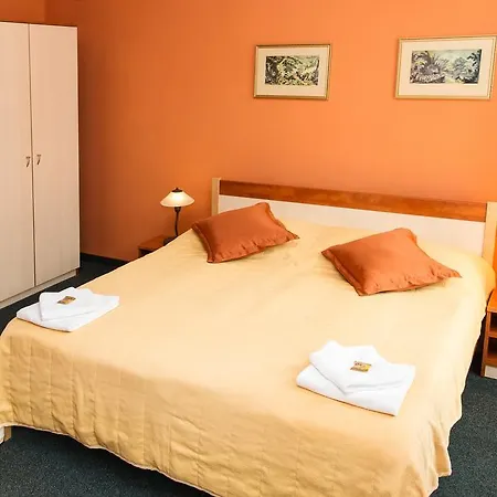 Garni Hotel