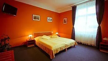 Hotel Garni 3*